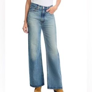 Levi Baggy Boot Jeans in Size 24